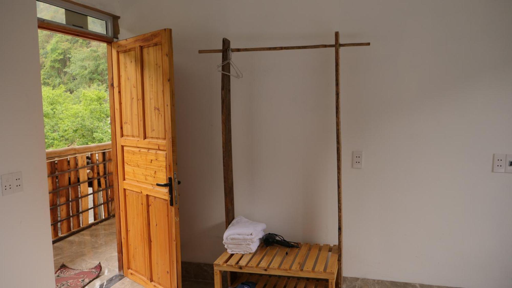 Homestay Nha Pao Loung Kam Exterior foto