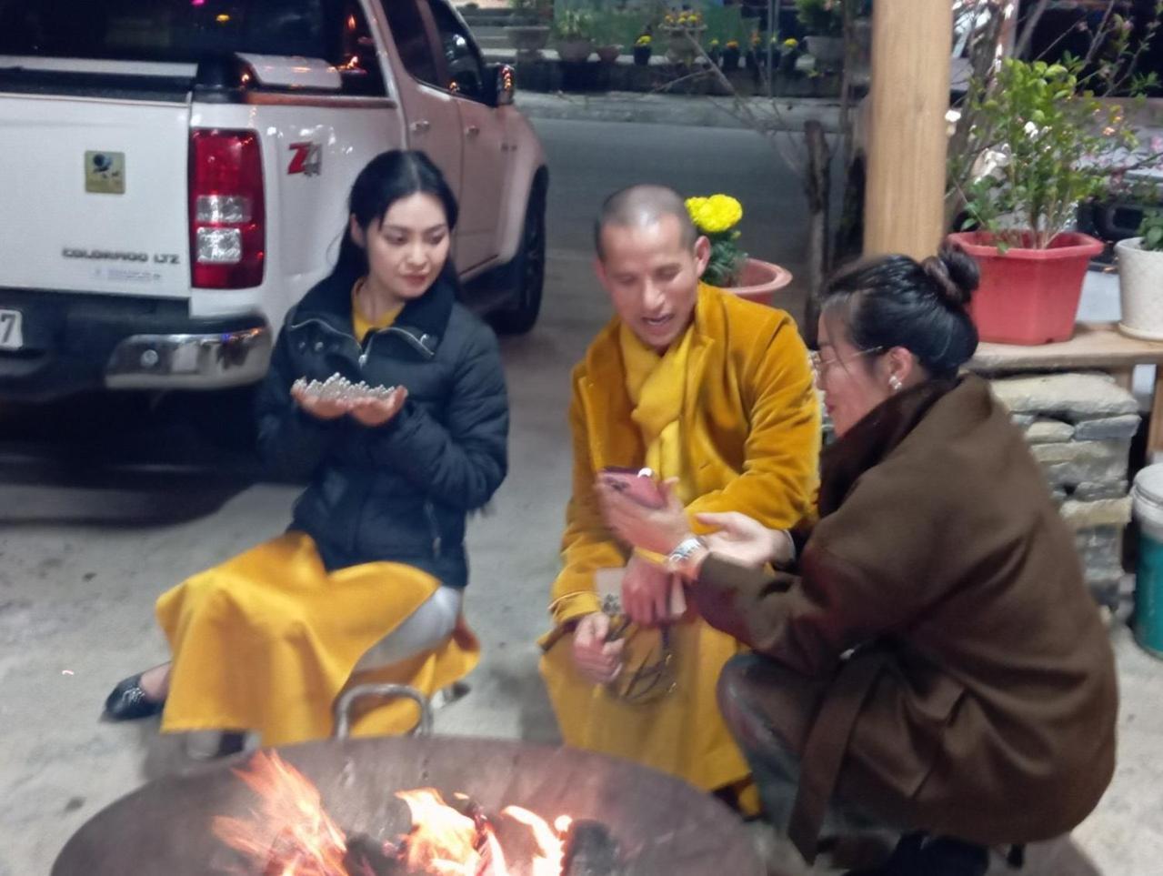 Homestay Nha Pao Loung Kam Exterior foto